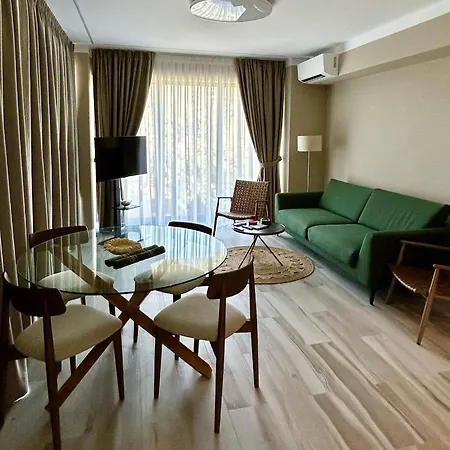 Seaside Apartment Mamaia Exterior photo