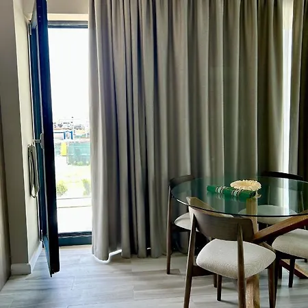 Seaside Apartment Mamaia Exterior photo